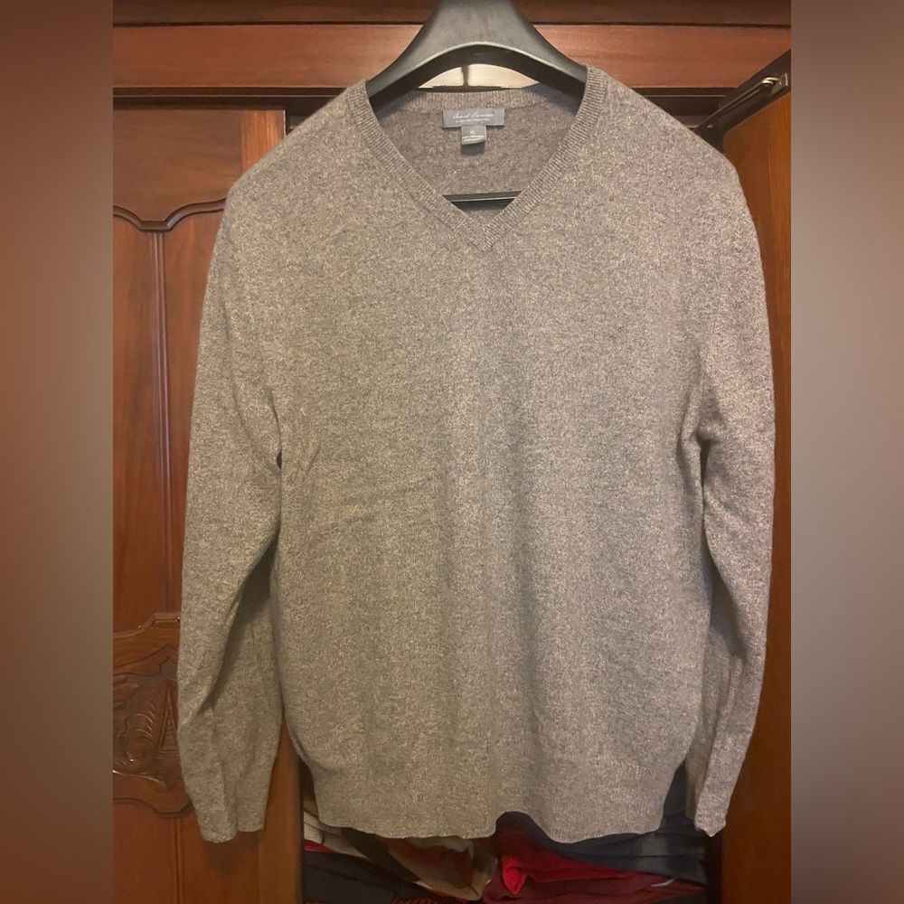 Daniel Cremieux 100% cashmere sweater, size XL
